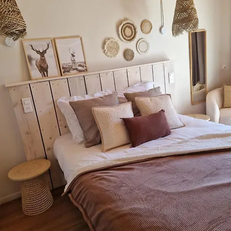 L'hotentique Turriers